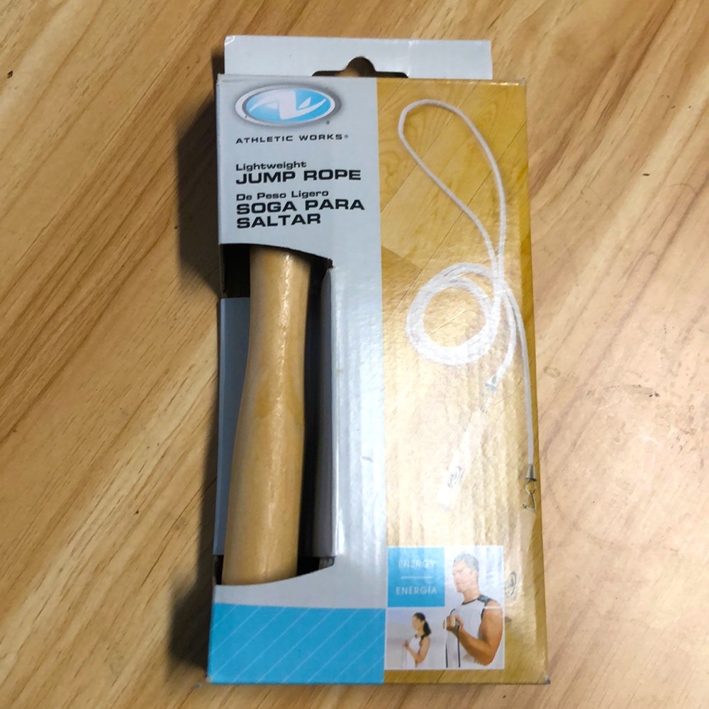 😊lightweight jump rope with wooden handle😊